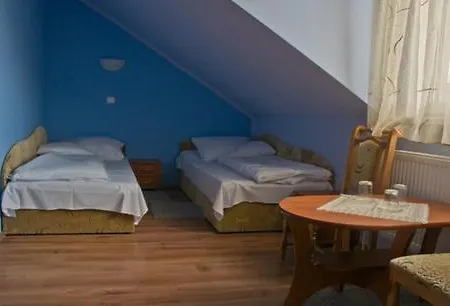 Czardasz Hotel 2*